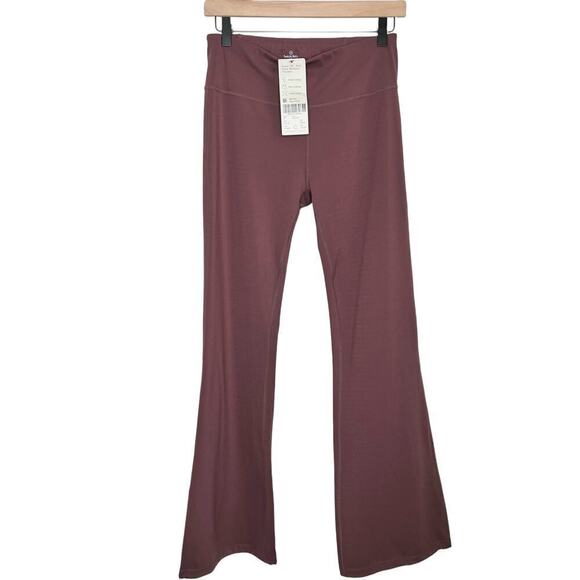 New Women’s Sweaty Betty Power Kick Flare Trousers Size M - Picture 2 of 9